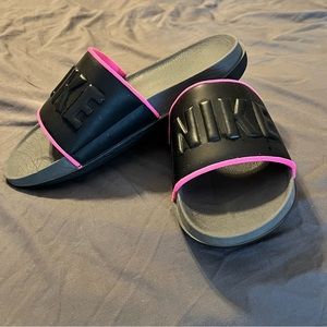 Nike Slides Size 7